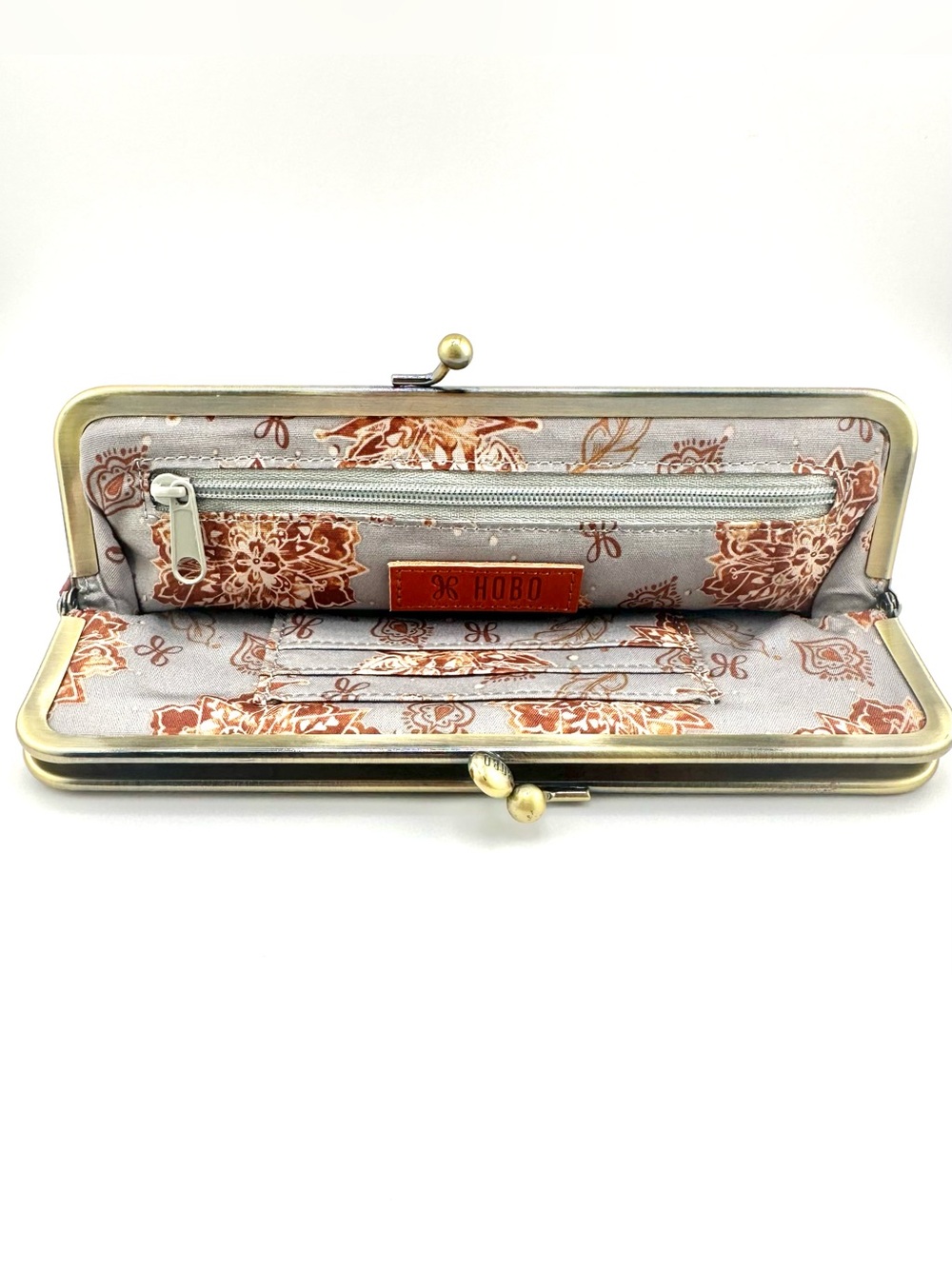 HOBO Millie Smooth Leather Wallet Garnet With Gold Hardware - Picture 4 of 8